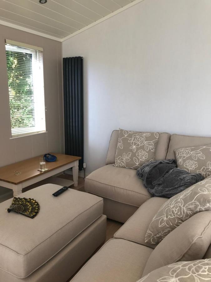 R11 Lake View, Fallbarrow Holiday Park Hotell Bowness-on-Windermere Eksteriør bilde